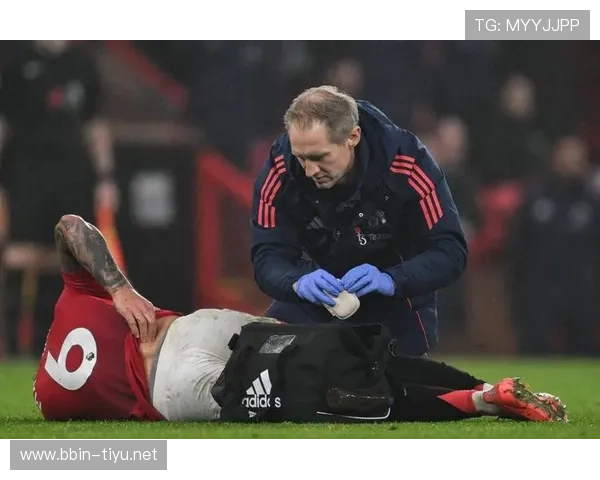 弗洛因德解释格雷茨卡背部不适被换下是为了预防伤情加重 弗洛因德解释格雷茨卡背部不适被换下是为了预防伤情加重