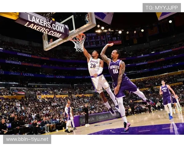 詹皇补篮绝杀末节爆发东契奇34+7+7湖人逆转终结三连败