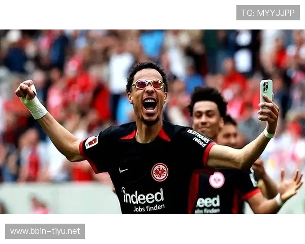 切尔西评估埃基蒂克8000万欧法兰克福要价1亿欧陷僵局