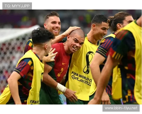 迪奥曼德禁区倒地未判点引争议莱加内斯晒图暗示裁判判罚不公 迪奥曼德禁区倒地未判点引争议莱加内斯晒图暗示裁判判罚不公