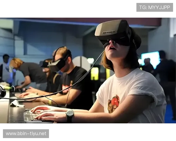 基于增强现实技术的真人互动体验：打造沉浸式虚拟与现实融合新纪元